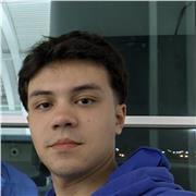 Estudiante del Doble Grado de Matemáticas e Ingeniería Informática da clases de matemáticas para primaria, ESO y Bachillerato